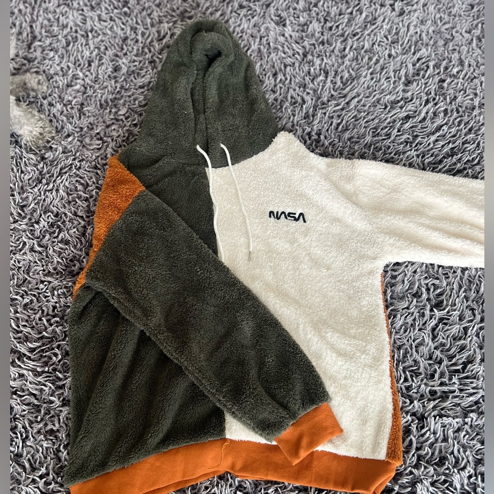 New Multi-Colored Teddy Fabric Hoodie XXL (Zaful)